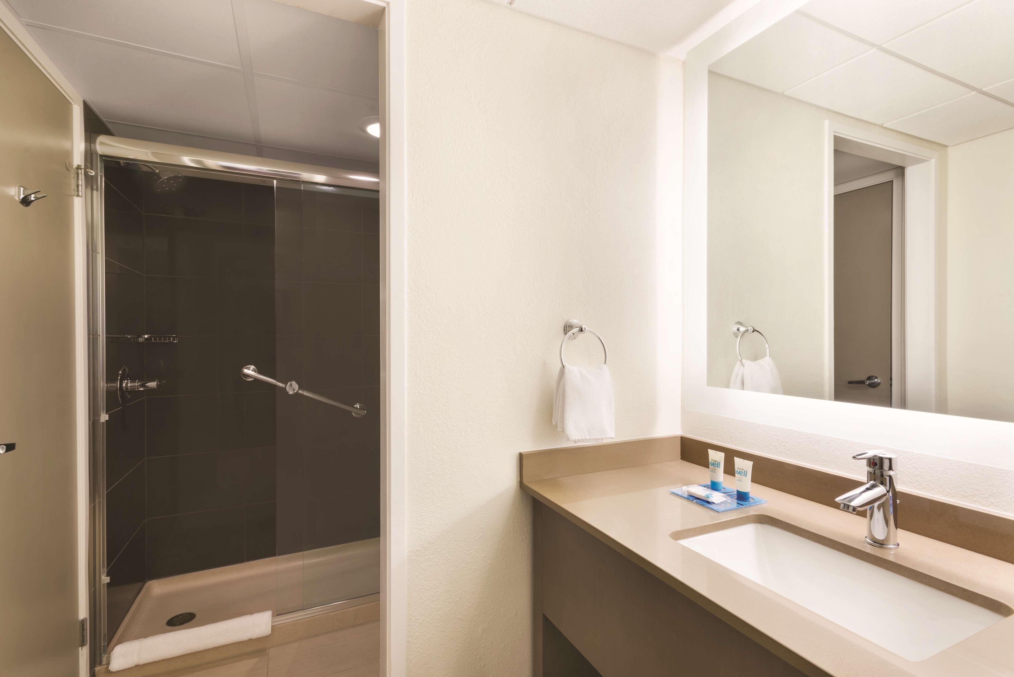 Clt Sky Suites Charlotte Ngoại thất bức ảnh