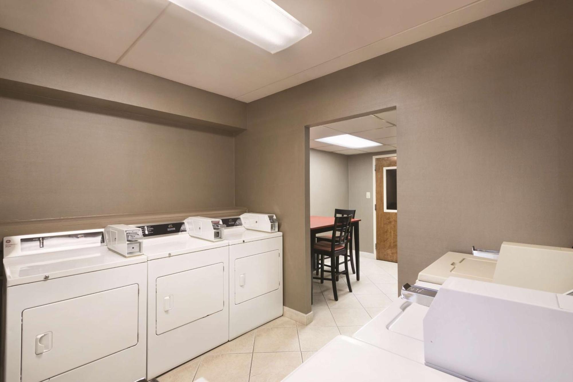 Clt Sky Suites Charlotte Ngoại thất bức ảnh