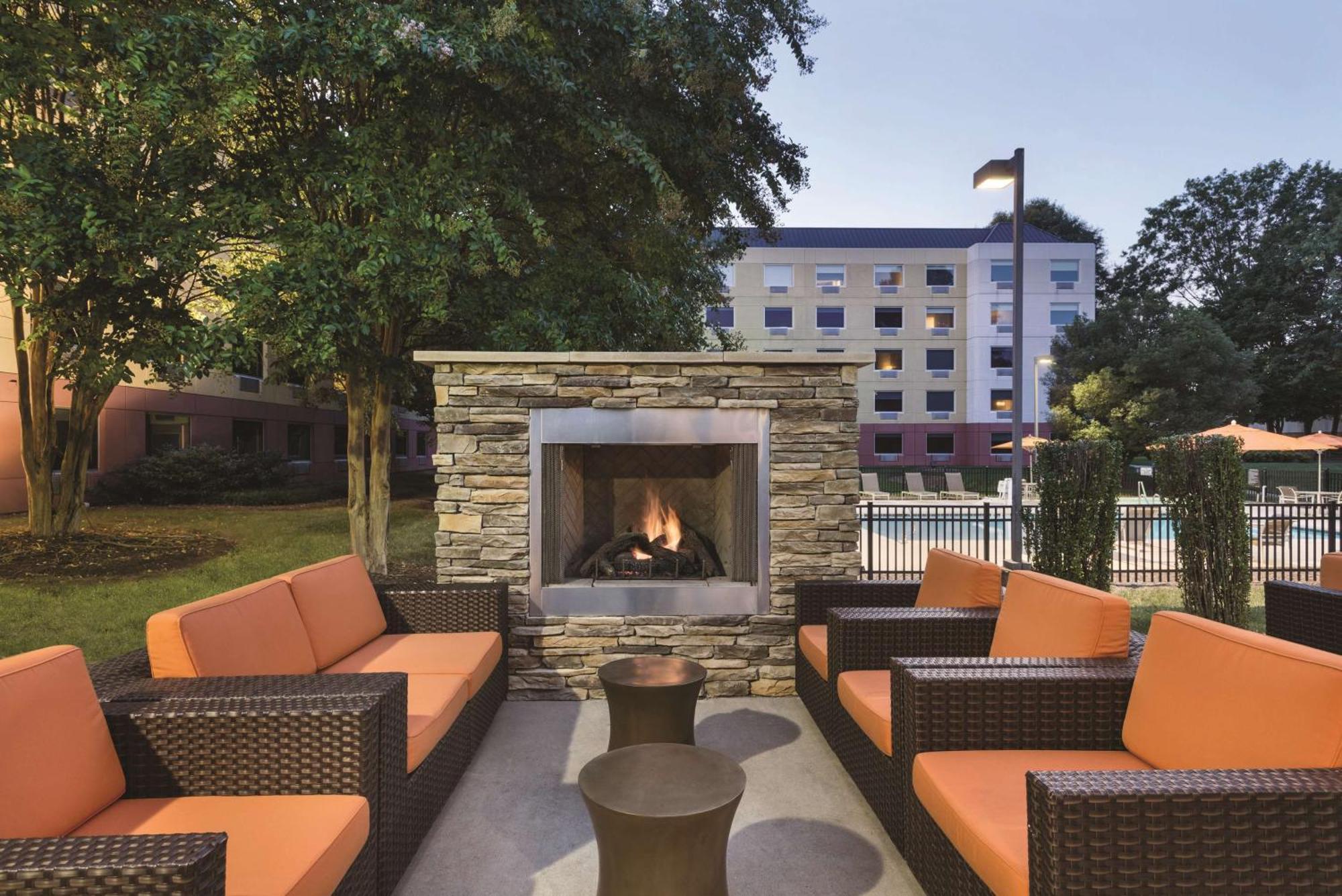 Clt Sky Suites Charlotte Ngoại thất bức ảnh
